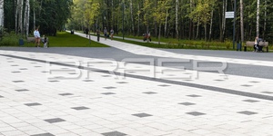 Тротуарная плитка БРАЕР Лувр (гранит на сером, мрамор) г. Электросталь. Парк Авангард (3)