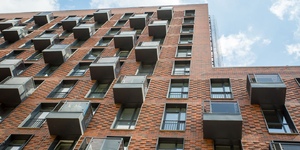 Кирпич полнотелый ЛСР Красный (фасад) rezidenczii-kompozitorov,-msk,-paveleczkaya-nab.,-8-(5)