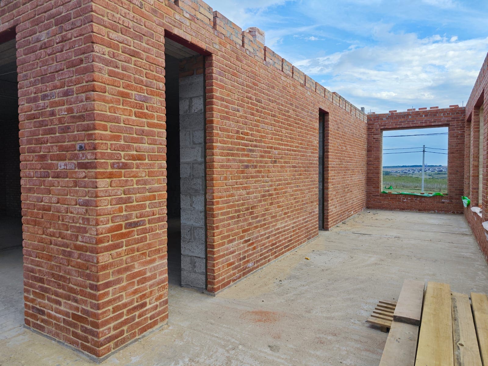 Облицовочный керамический кирпич 0,5 NF Temple Brick Маркс