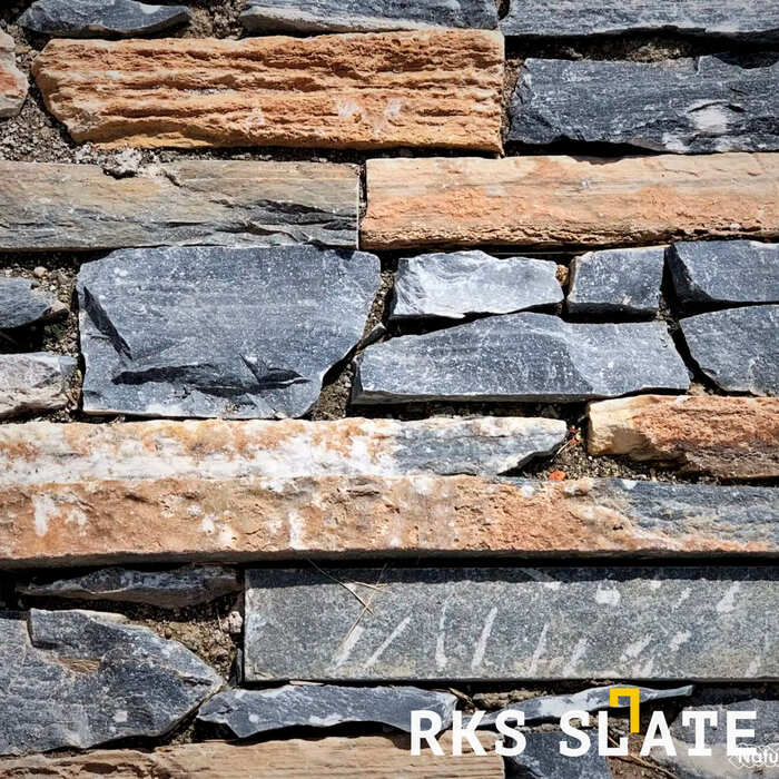 Фасадный облицовочный камень Rusty Black Quartz Strips в Саратове