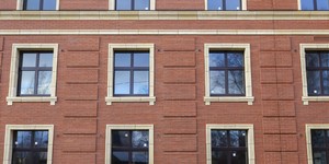 Клинкерный кирпич ЛСР Эдинбург темно-красный береста (1)