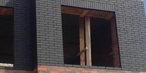 Клинкерный кирпич на фасаде ЛСР Рейкьявик матовый гладкий в Ростове (1)