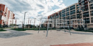 Тротуарная плитка БРАЕР Триада Плато Серый Красный фотогалерея тротуарной плитки на объектах (3)